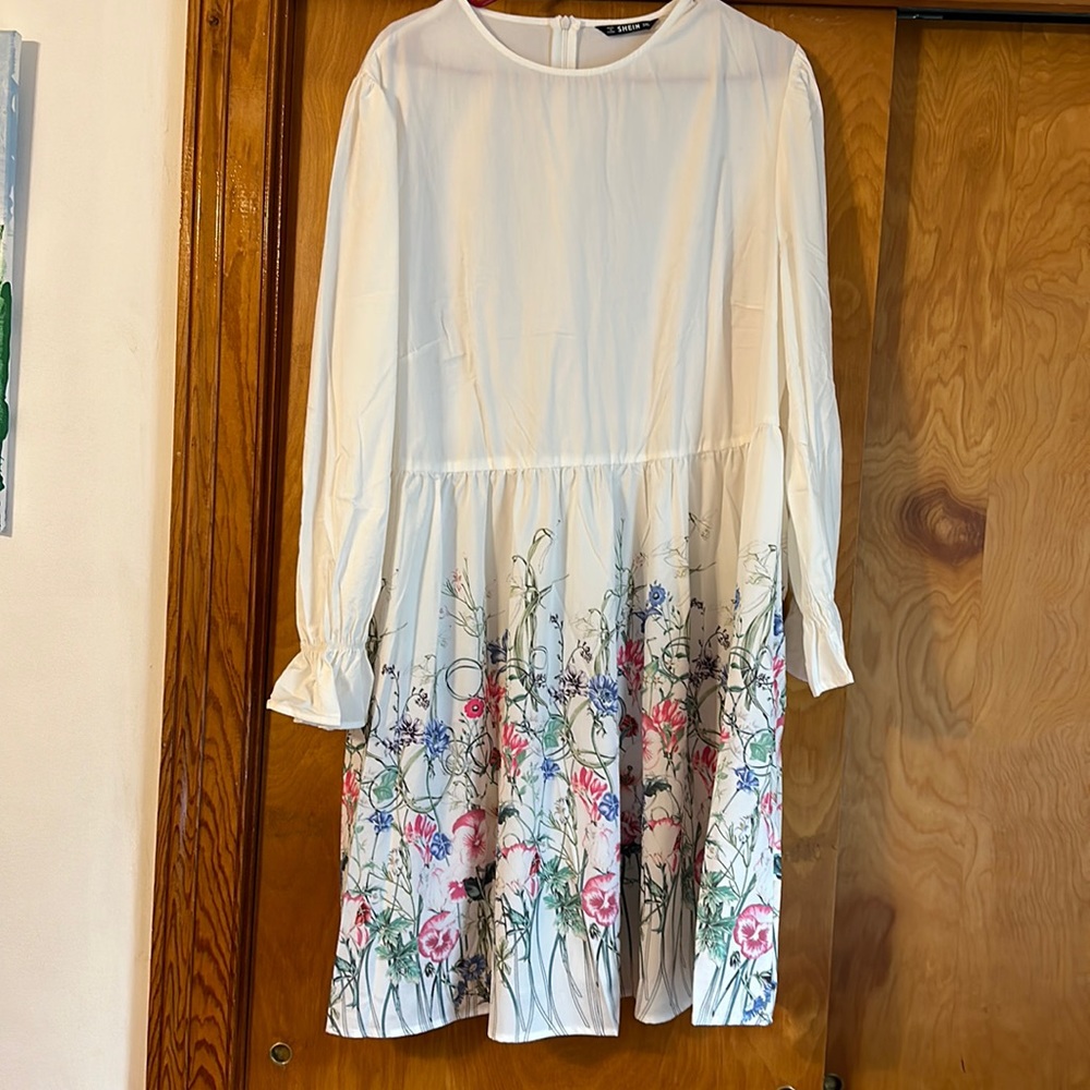 SHEIN plus size spring white dress with floral skirt, long sleeves, size 3XL